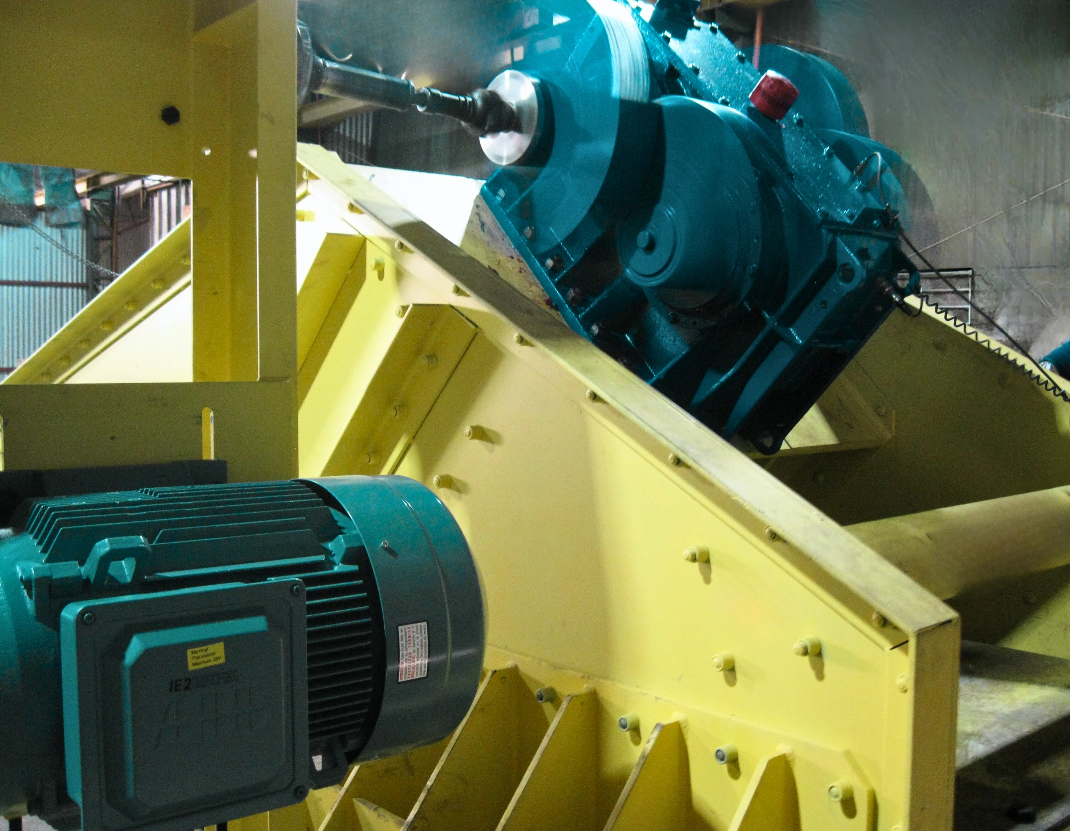 Excitatriz de Harnero 12